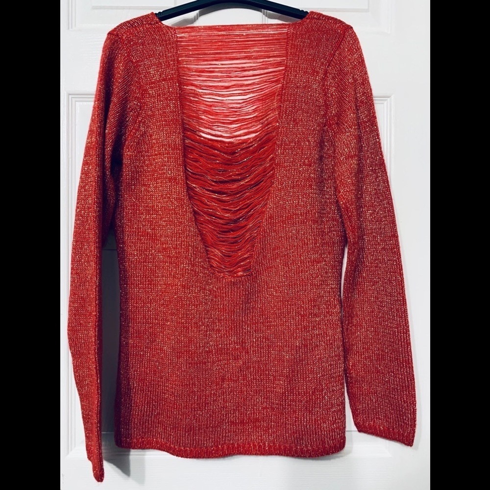 NWT Red Derek Heart Sweater With Gold Accent Women's Size L - Picture 2 of 5